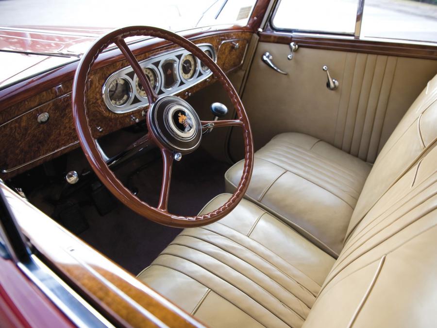  Packard Twelve Convertible Sedan by Dietrich 1935 года  (фото 16 из 18)